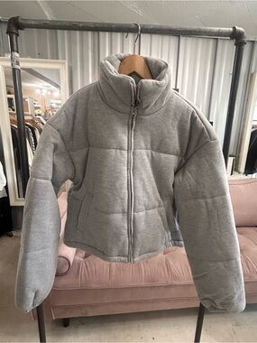 Priv - Grey Light But Warm Jacket NWT Large